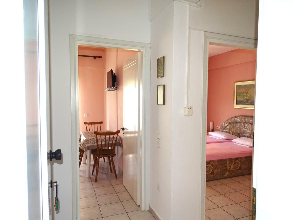 Socrates Apartments Olympiakí Aktí المظهر الخارجي الصورة
